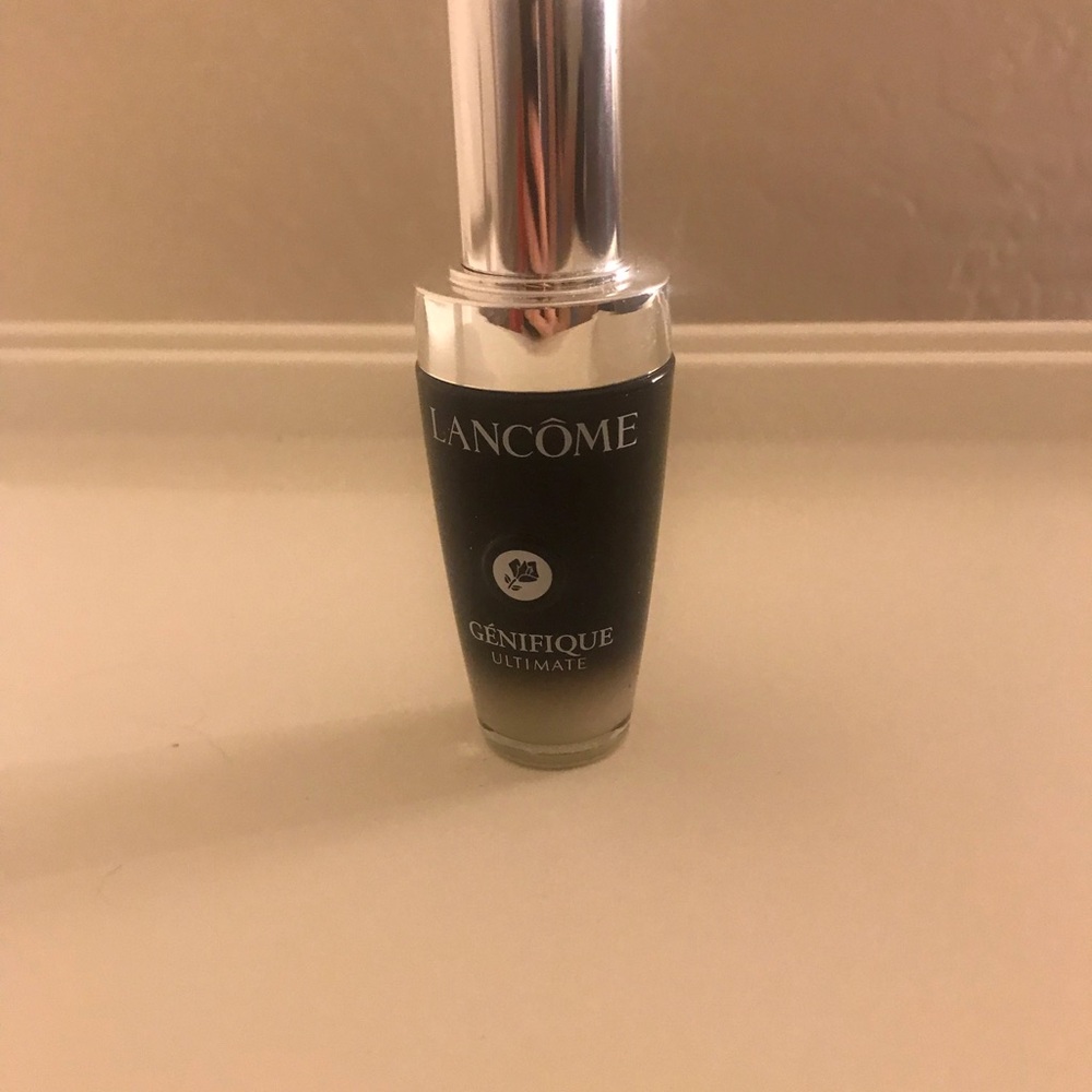 Génifique Ultimate Serum